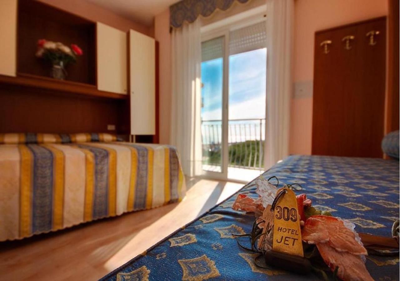 Hotel Jet Лидо-ди-Езоло Экстерьер фото