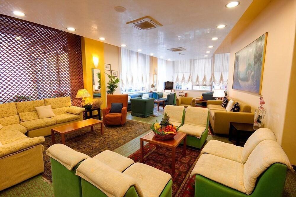 Hotel Jet Лидо-ди-Езоло Экстерьер фото