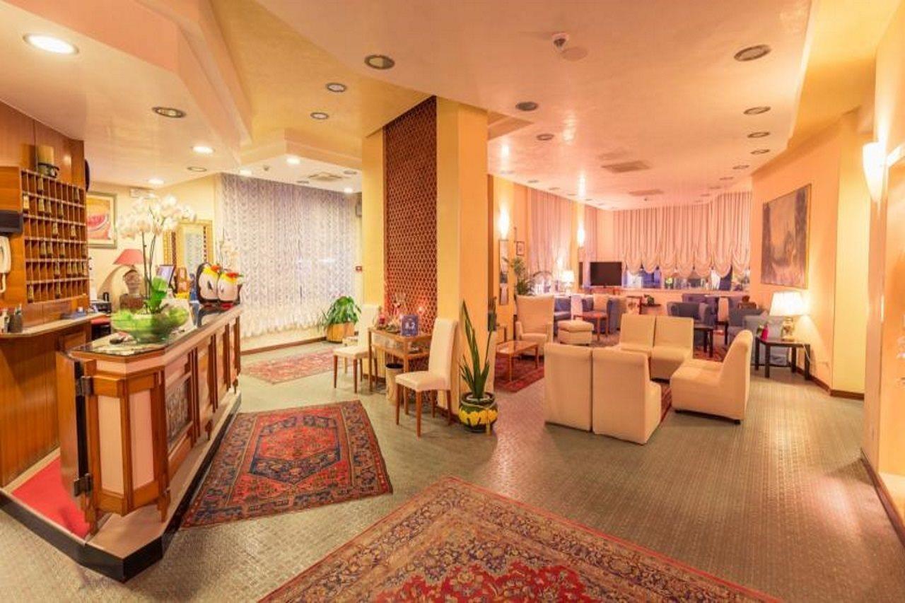 Hotel Jet Лидо-ди-Езоло Экстерьер фото